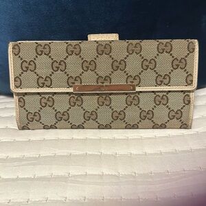 Gucci canvas long wallet. Leather trim.